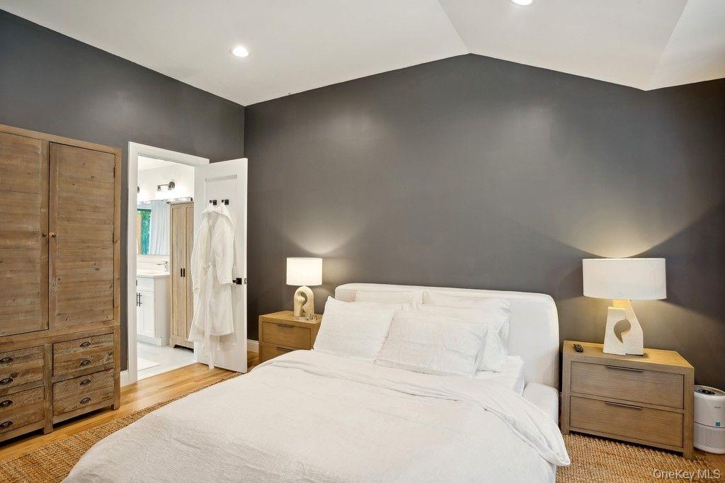 4 Squaw Road Property Photo 15