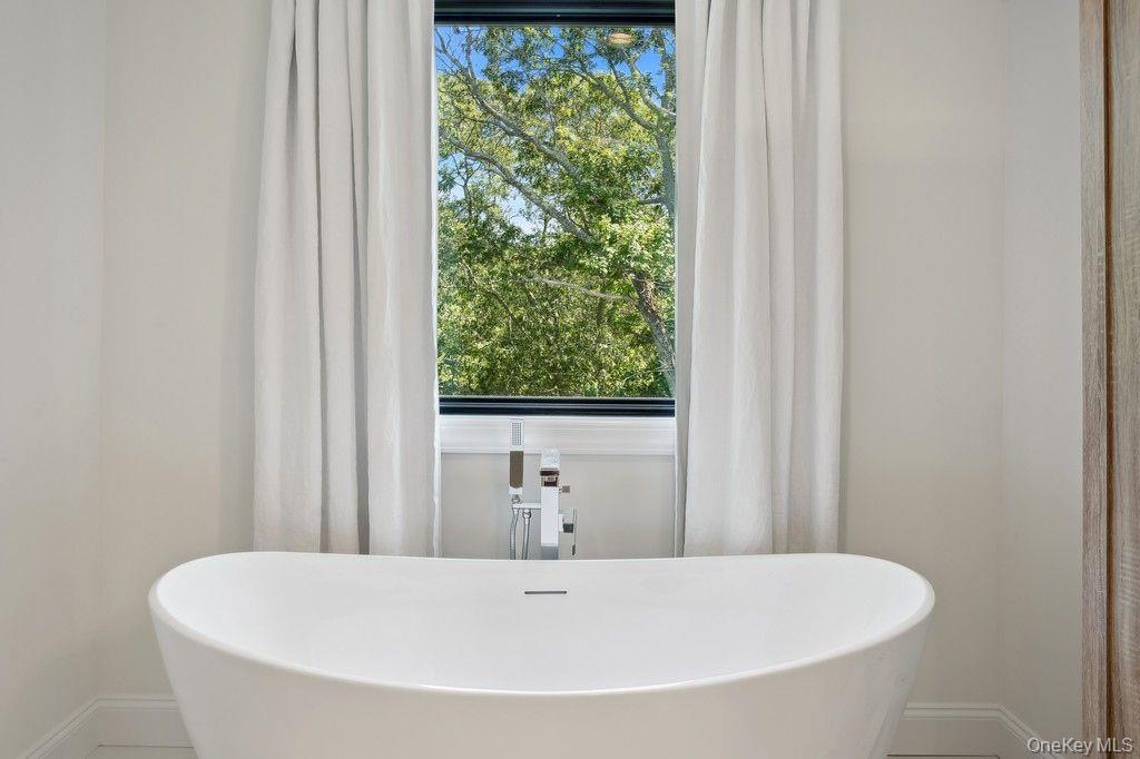 4 Squaw Road Property Photo 17