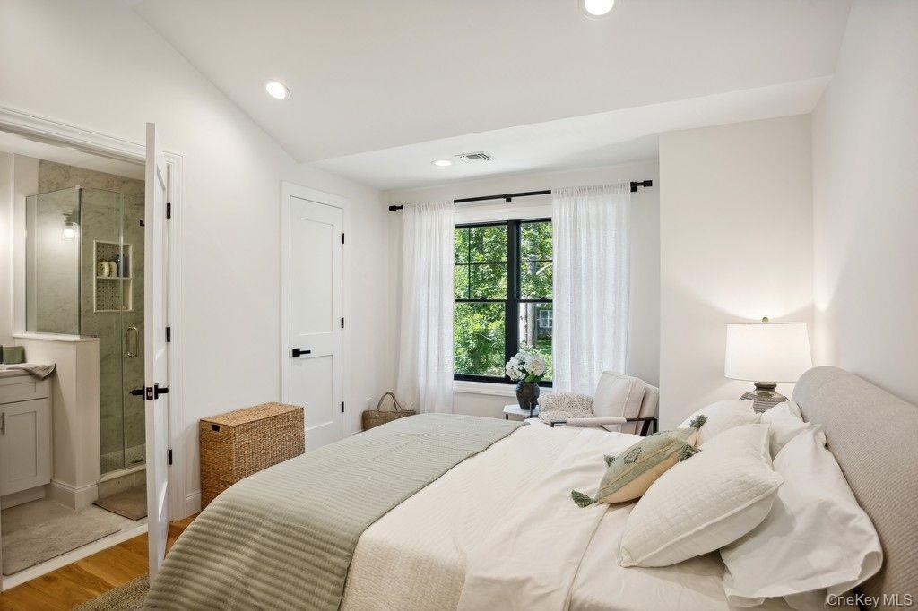 4 Squaw Road Property Photo 18