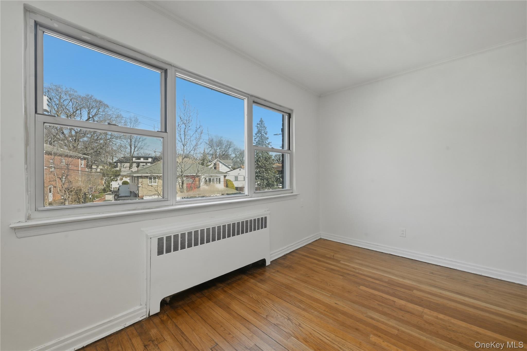 196-32 Pompeii Avenue 2c Property Photo 8