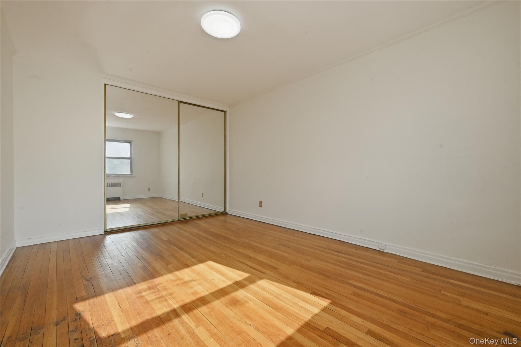 196-32 Pompeii Avenue 2c Property Photo 19