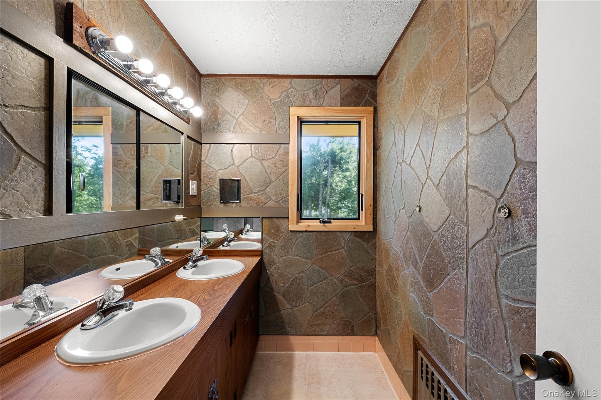 6652 State Route 42 Property Photo 33