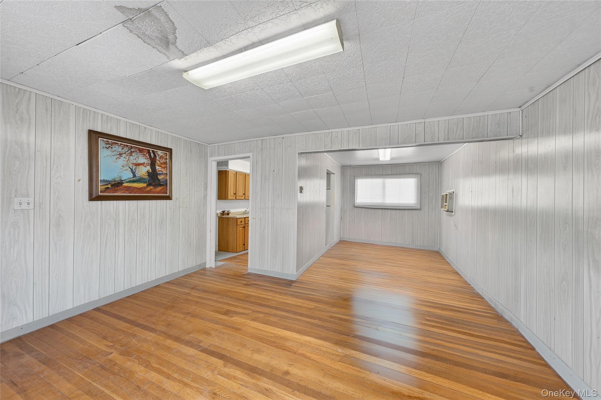 188 Amherst Street Property Photo 2