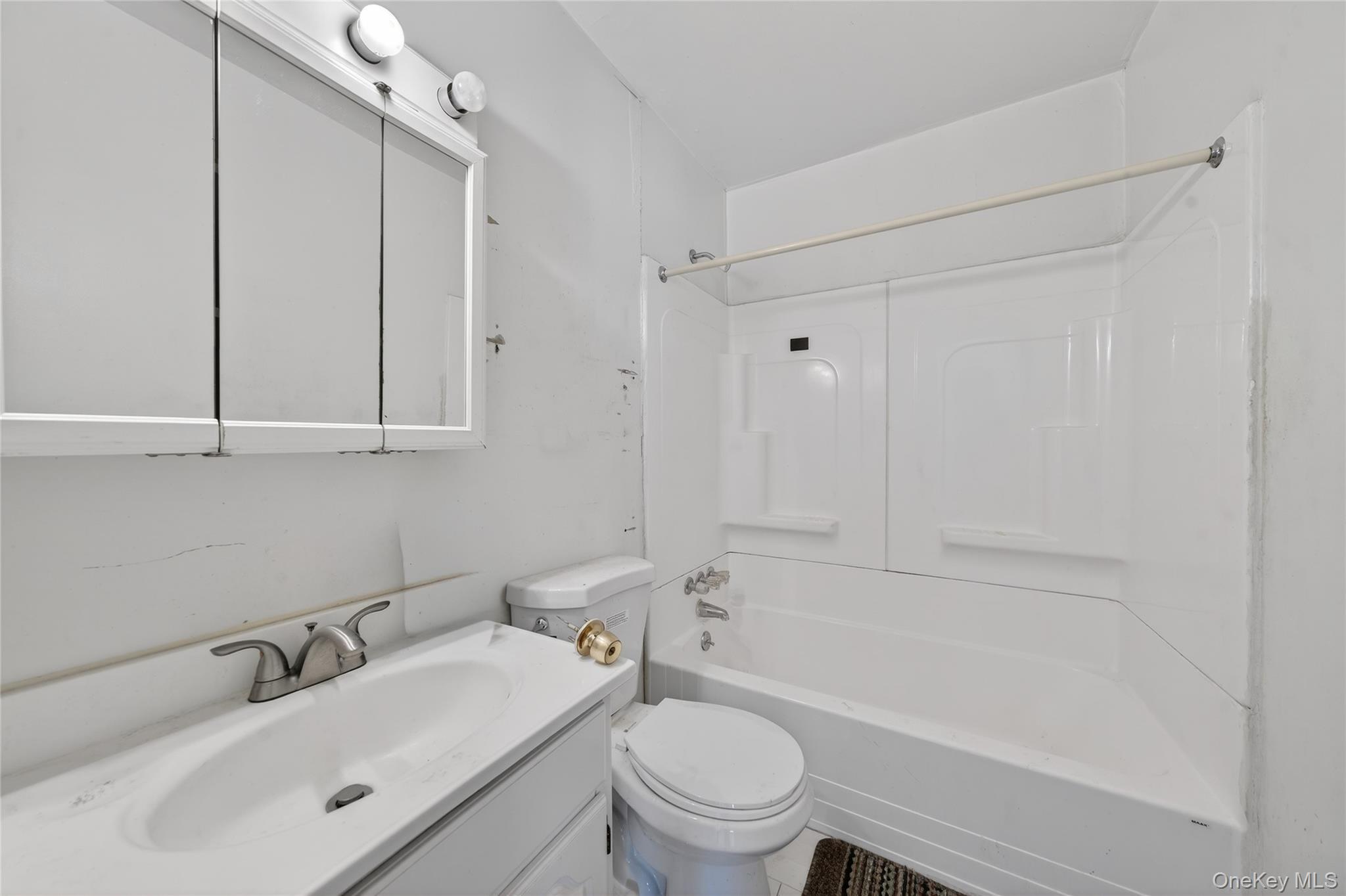 188 Amherst Street Property Photo 15