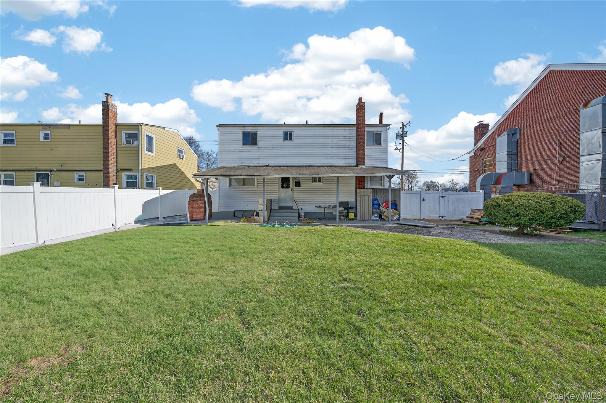 188 Amherst Street Property Photo 23