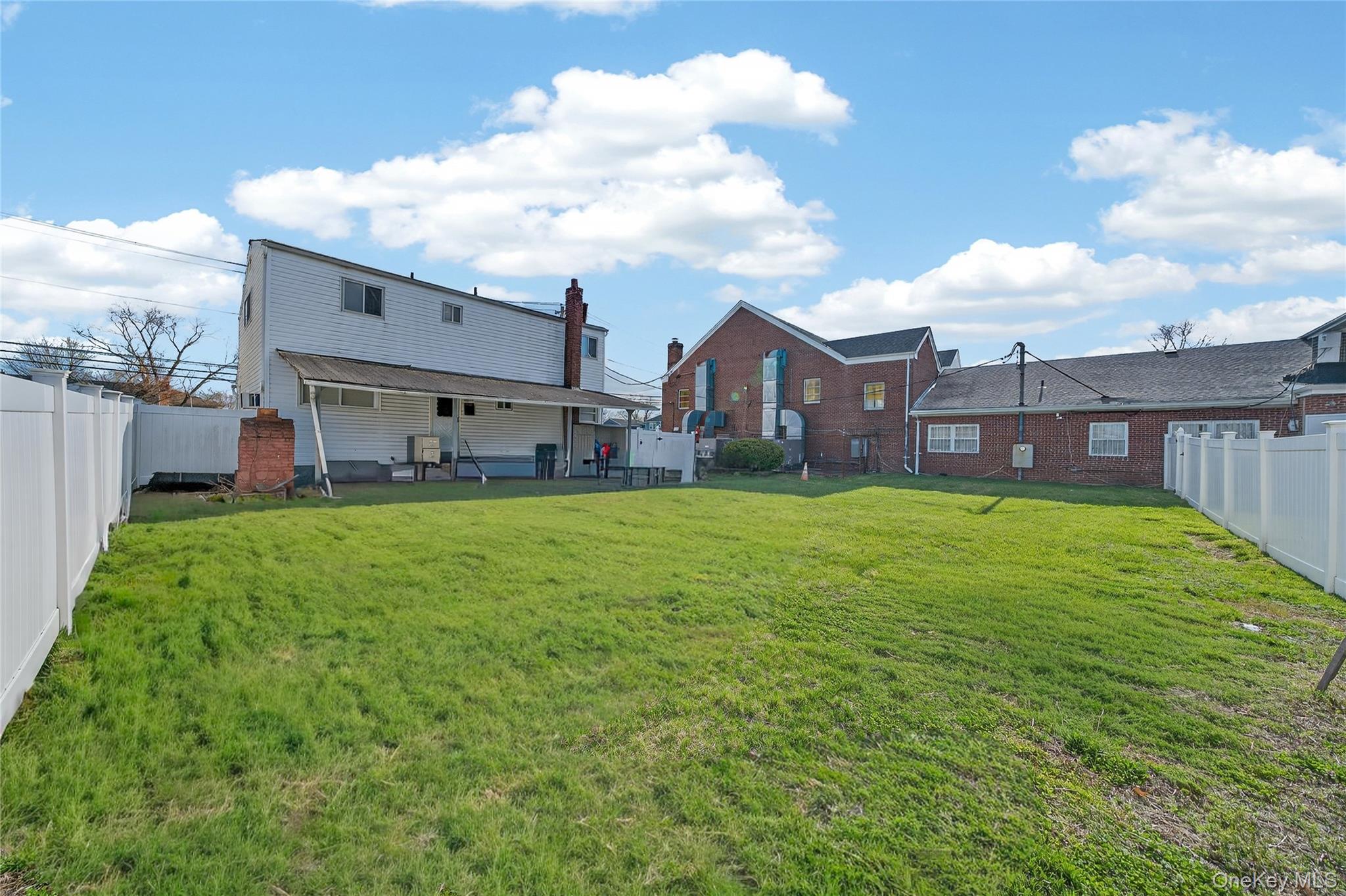 188 Amherst Street Property Photo 24
