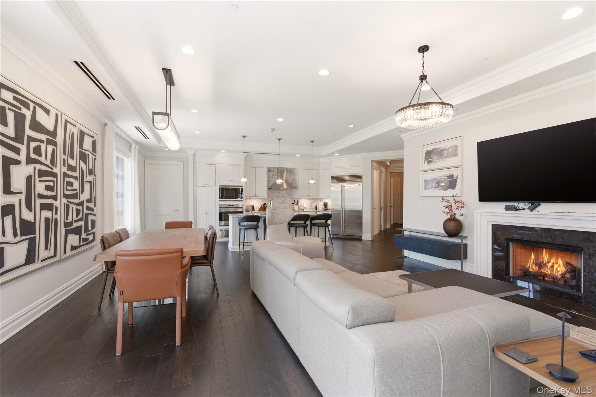 5000 Royal Court 5014 Property Photo 14