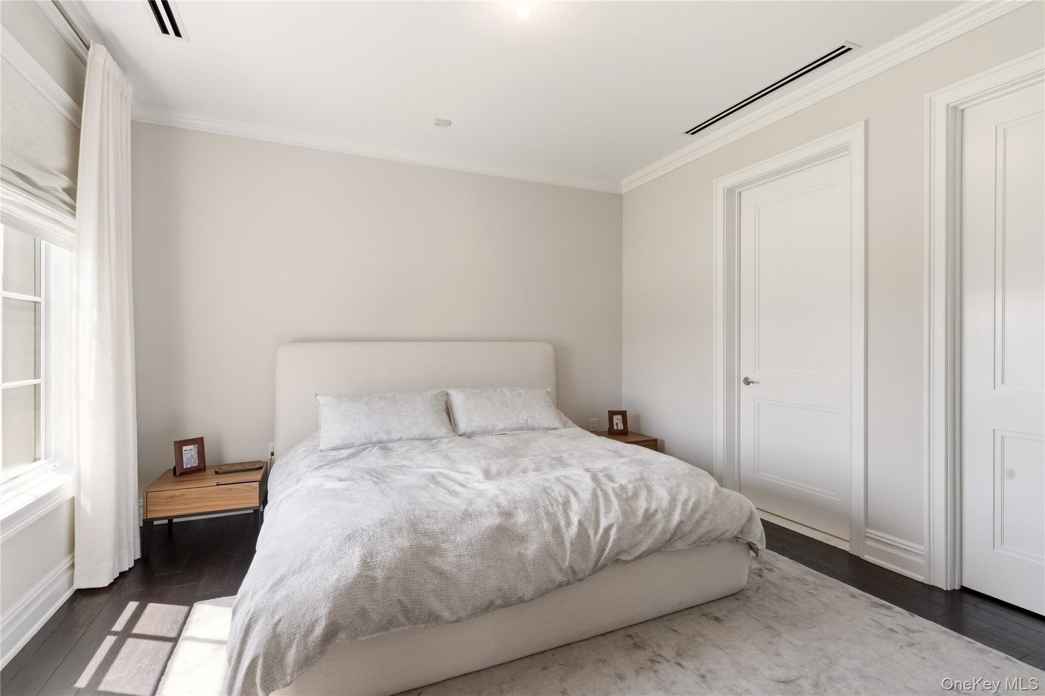 5000 Royal Court 5014 Property Photo 24