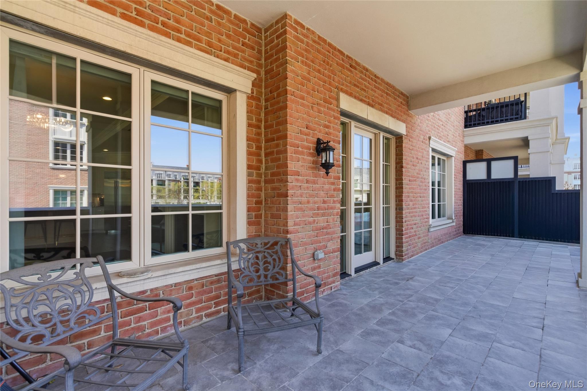 5000 Royal Court 5014 Property Photo 27