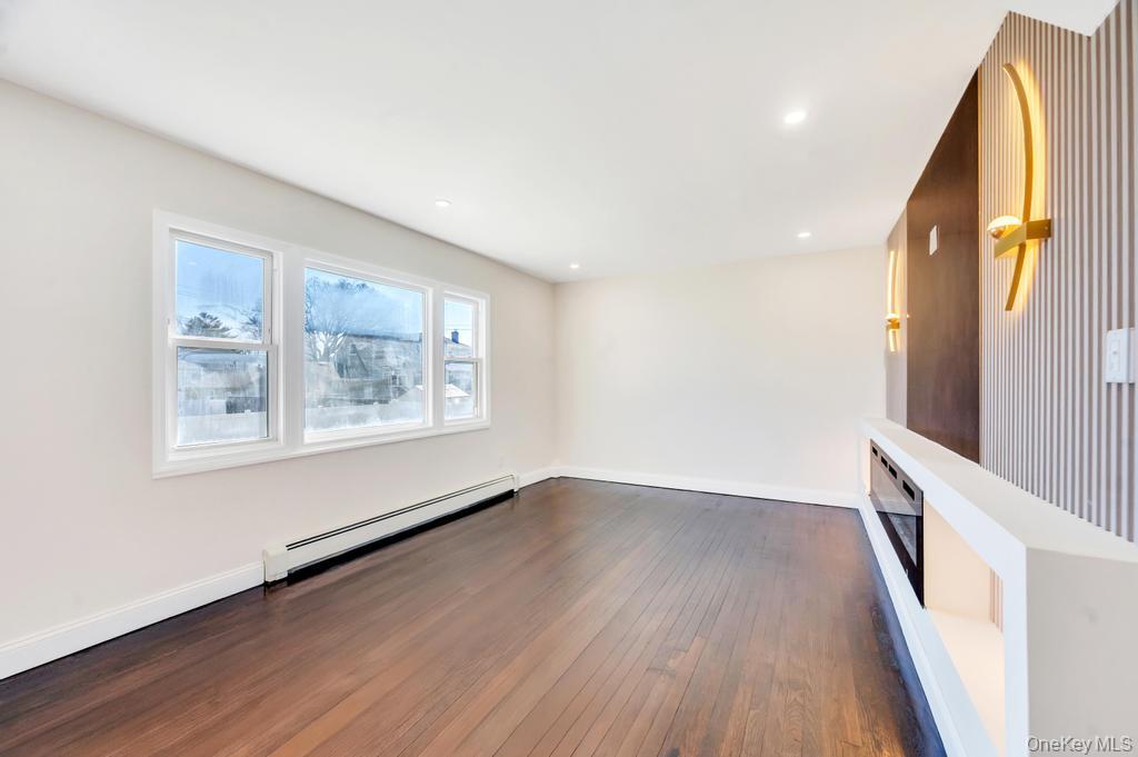 90 30th Street Property Photo 12