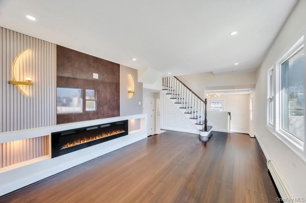 90 30th Street Property Photo 14