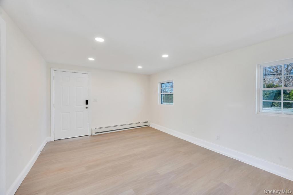 90 30th Street Property Photo 21