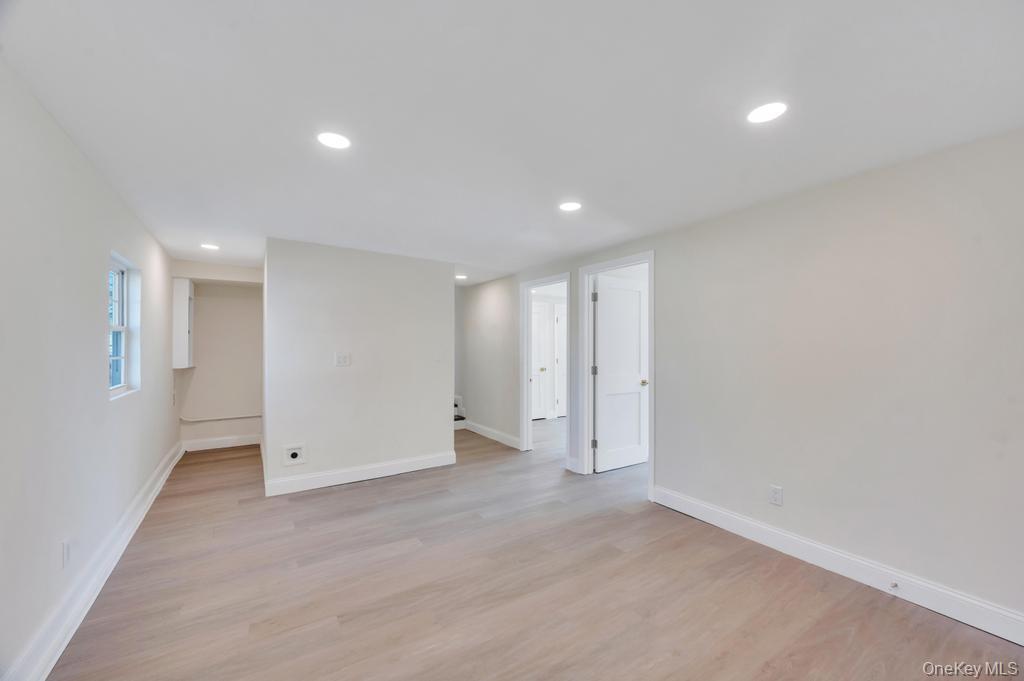 90 30th Street Property Photo 23