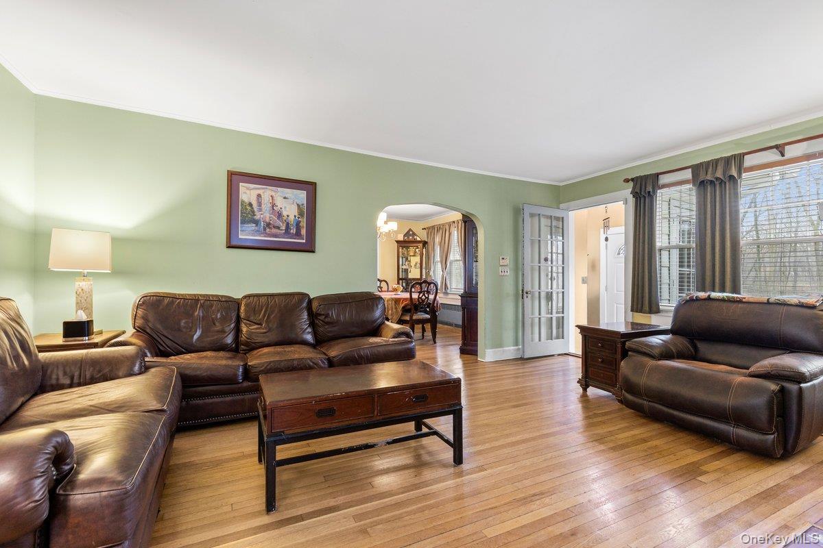 306 Hutchinson Boulevard Property Photo 5