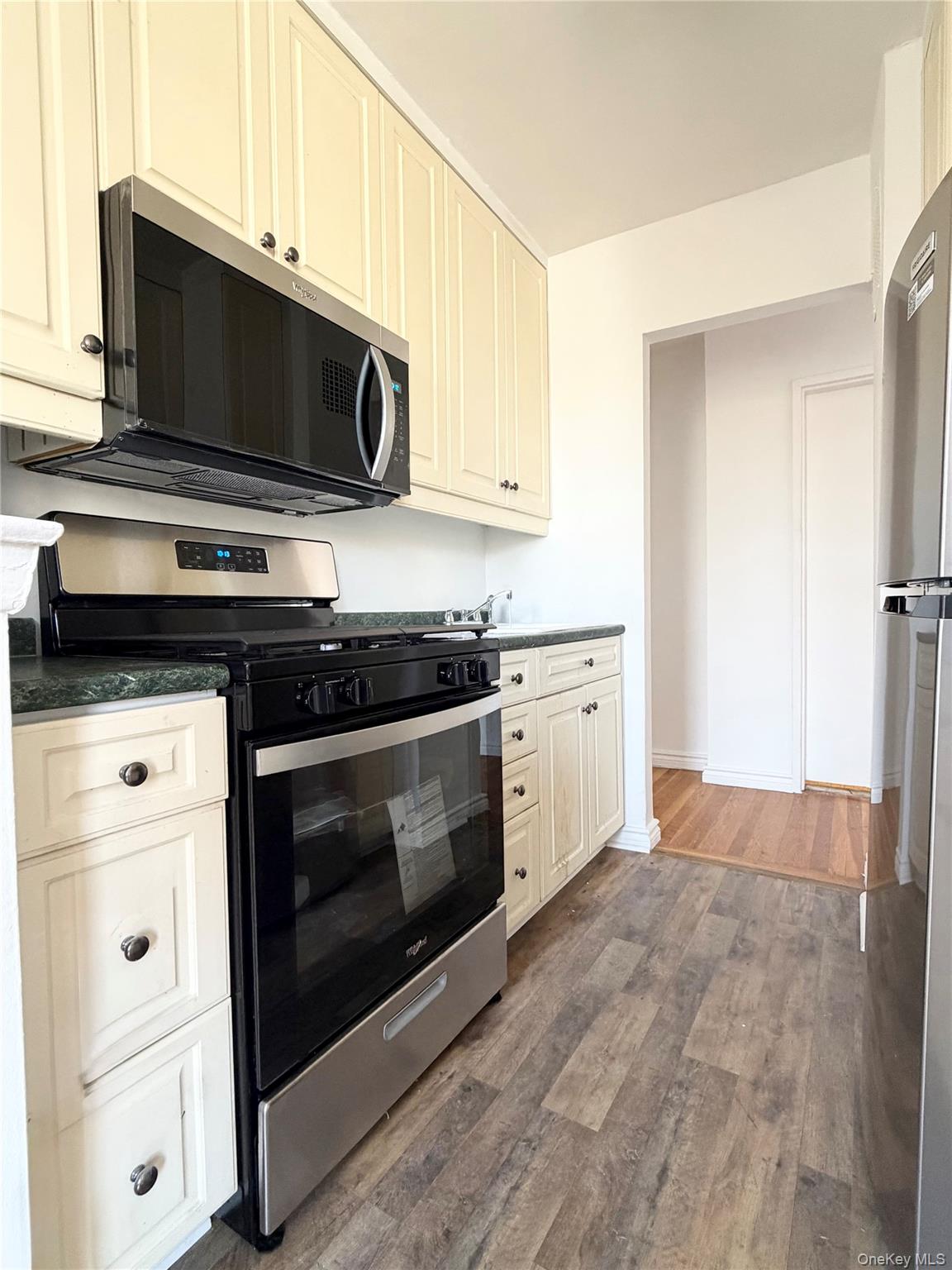 5715 Mosholu Avenue 7h Property Photo 6