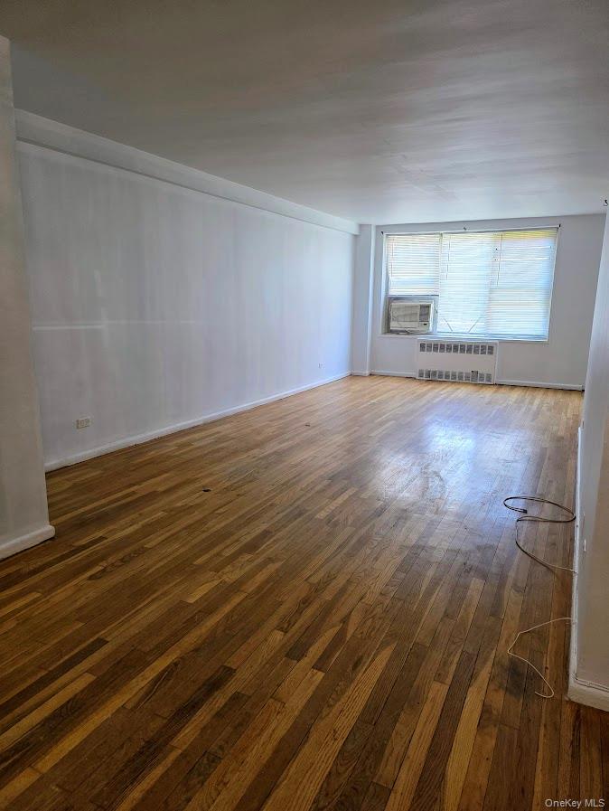 18-50 211th Street 1b Property Photo 3