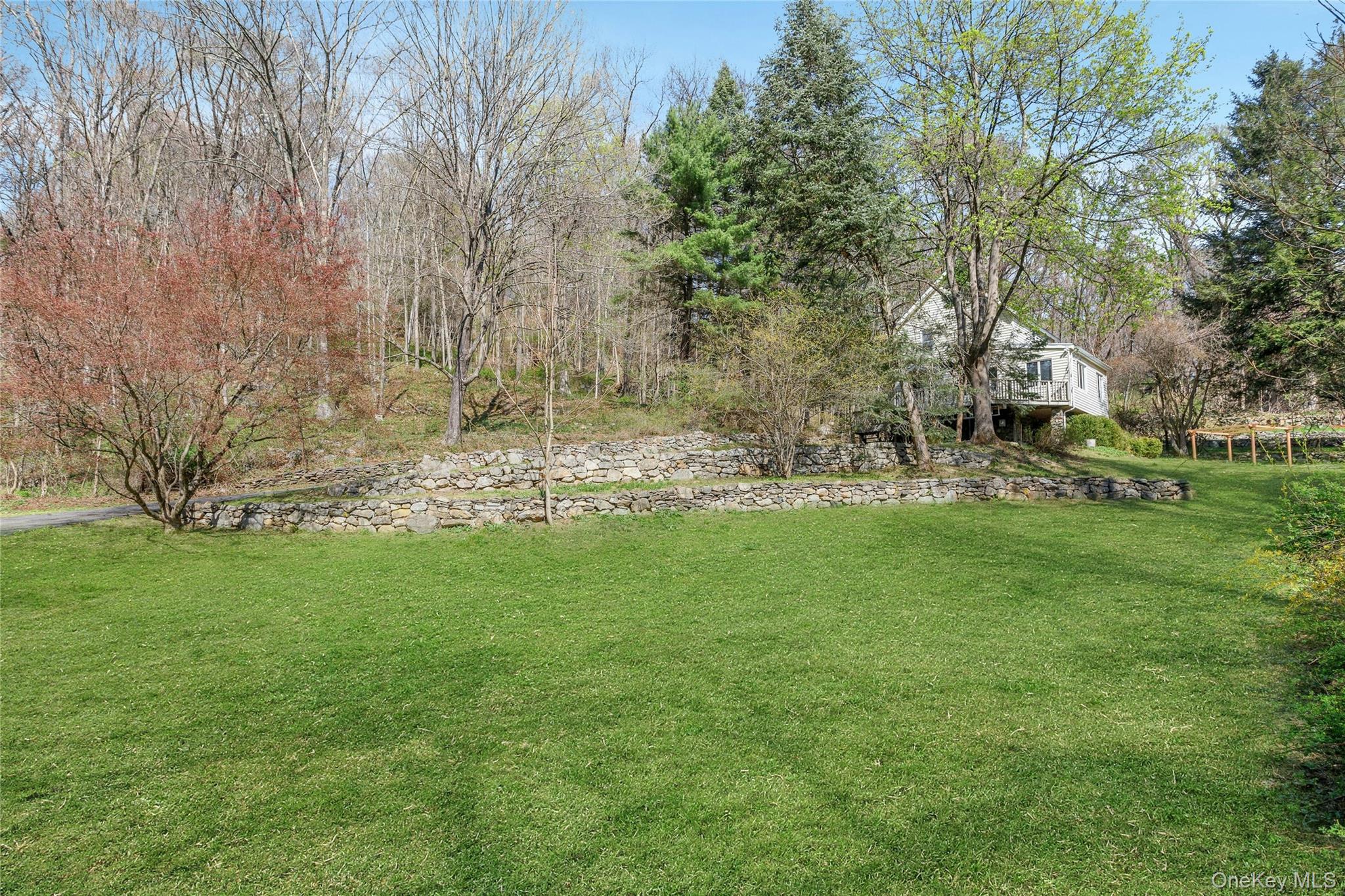 147 Stoneleigh Avenue Property Photo 32
