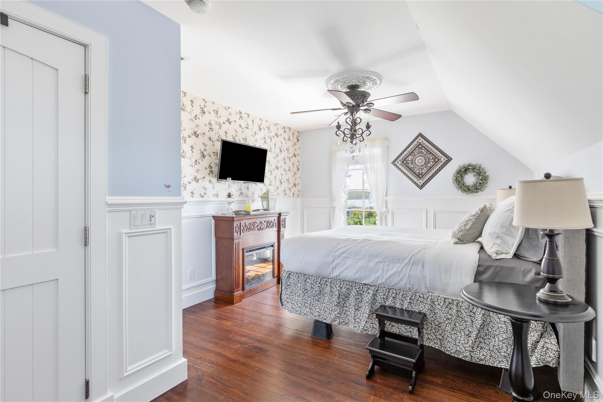 15 Edgemere Street Property Photo 30
