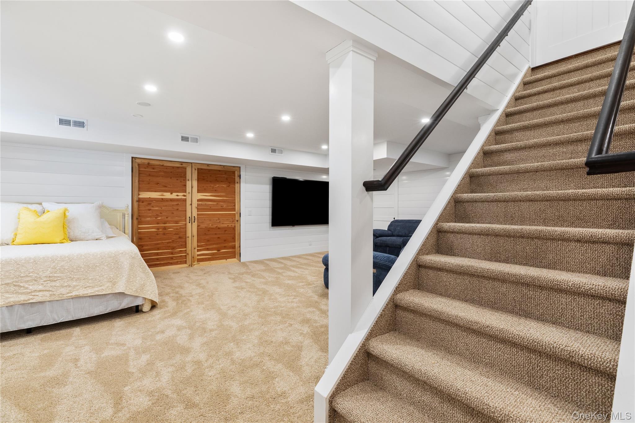 15 Edgemere Street Property Photo 34