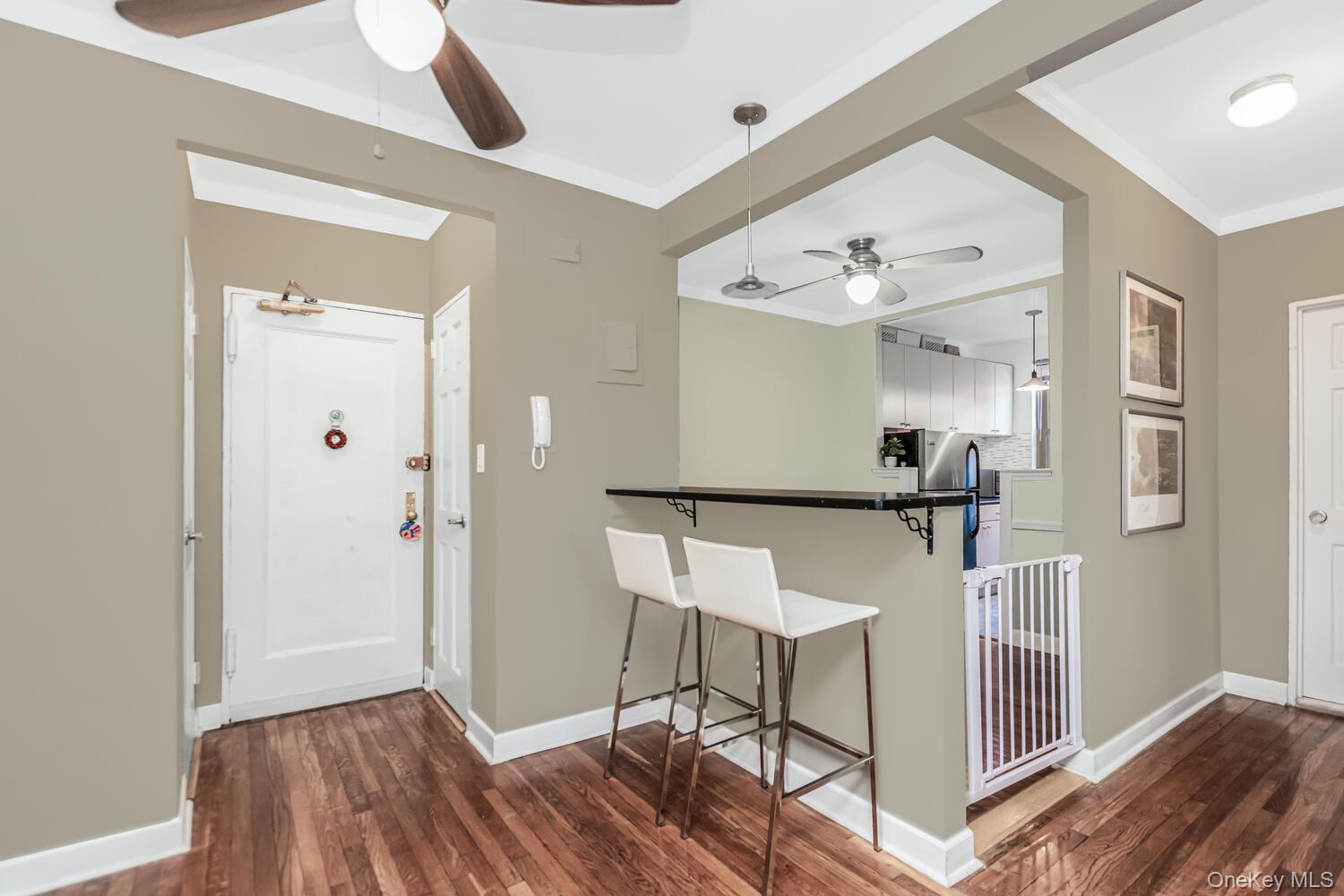 512 Kappock Street 3j Property Photo 5