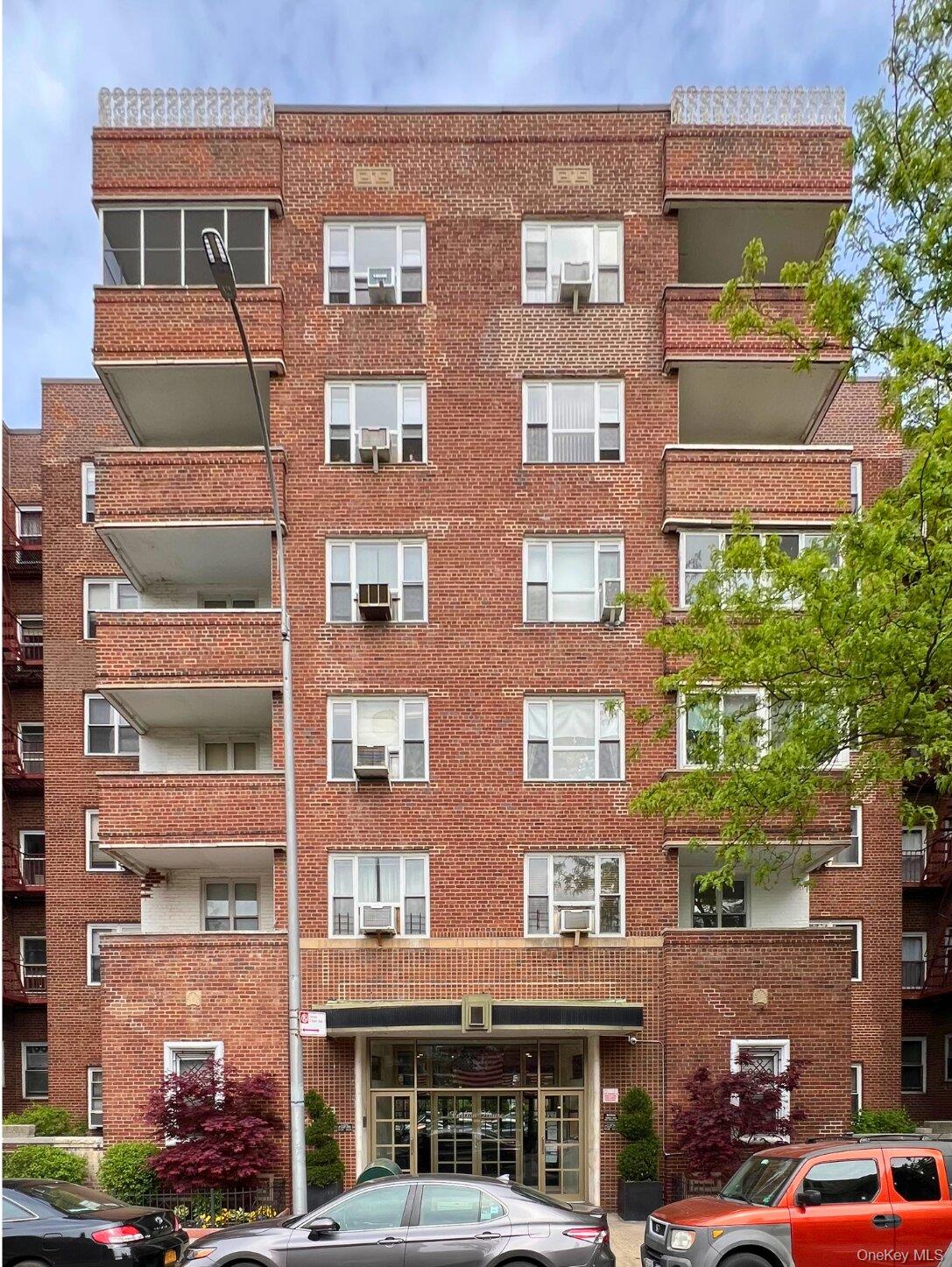 34-41 85th Street 4i Property Photo 1
