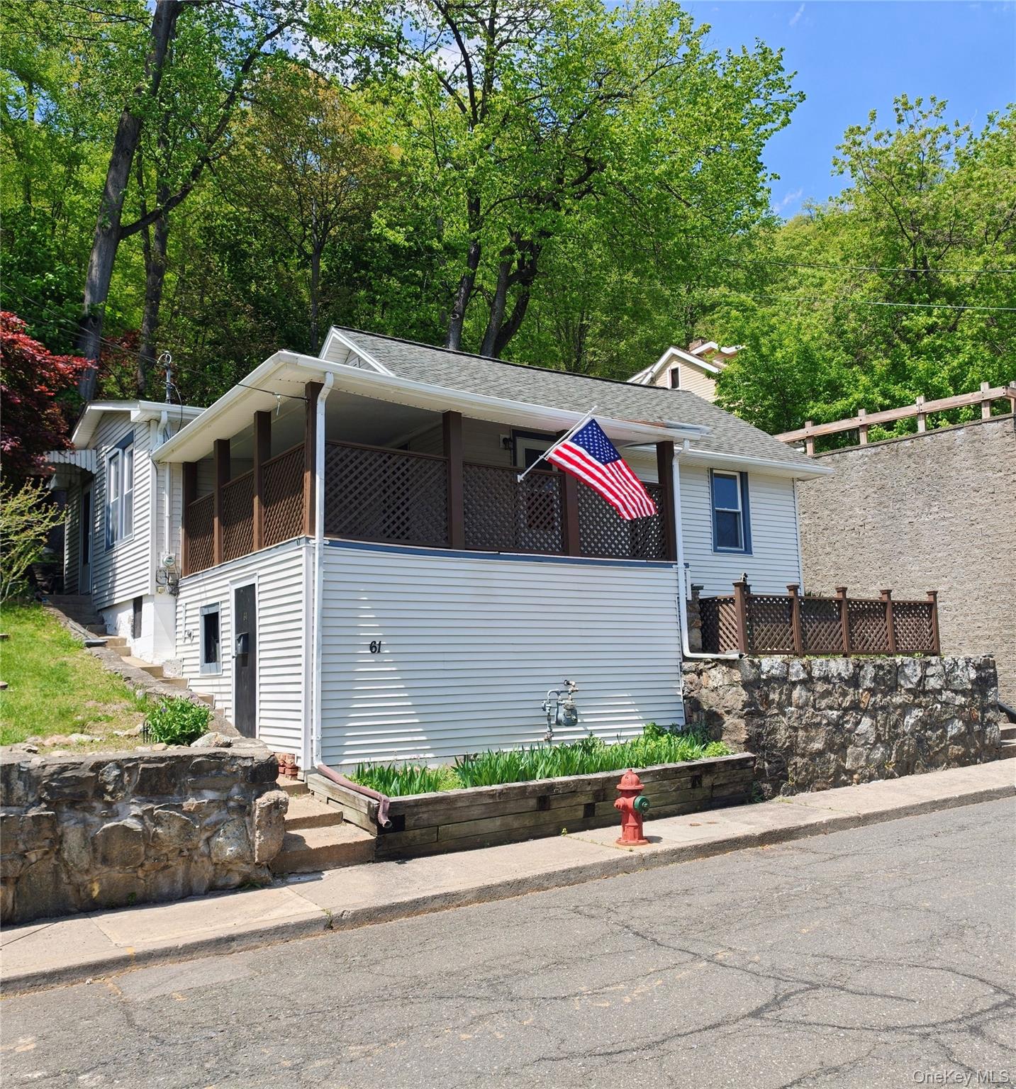 61 Kleitz Avenue Property Photo 2