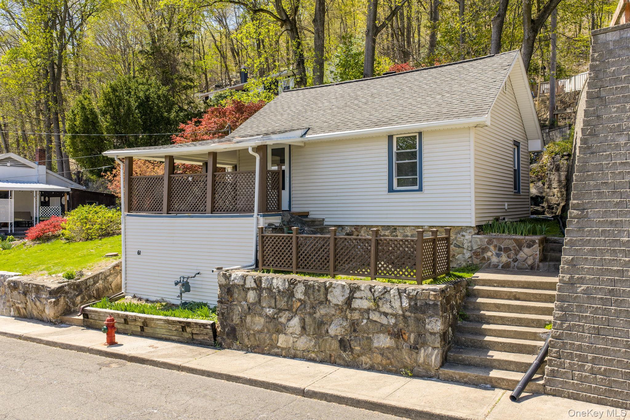 61 Kleitz Avenue Property Photo 4