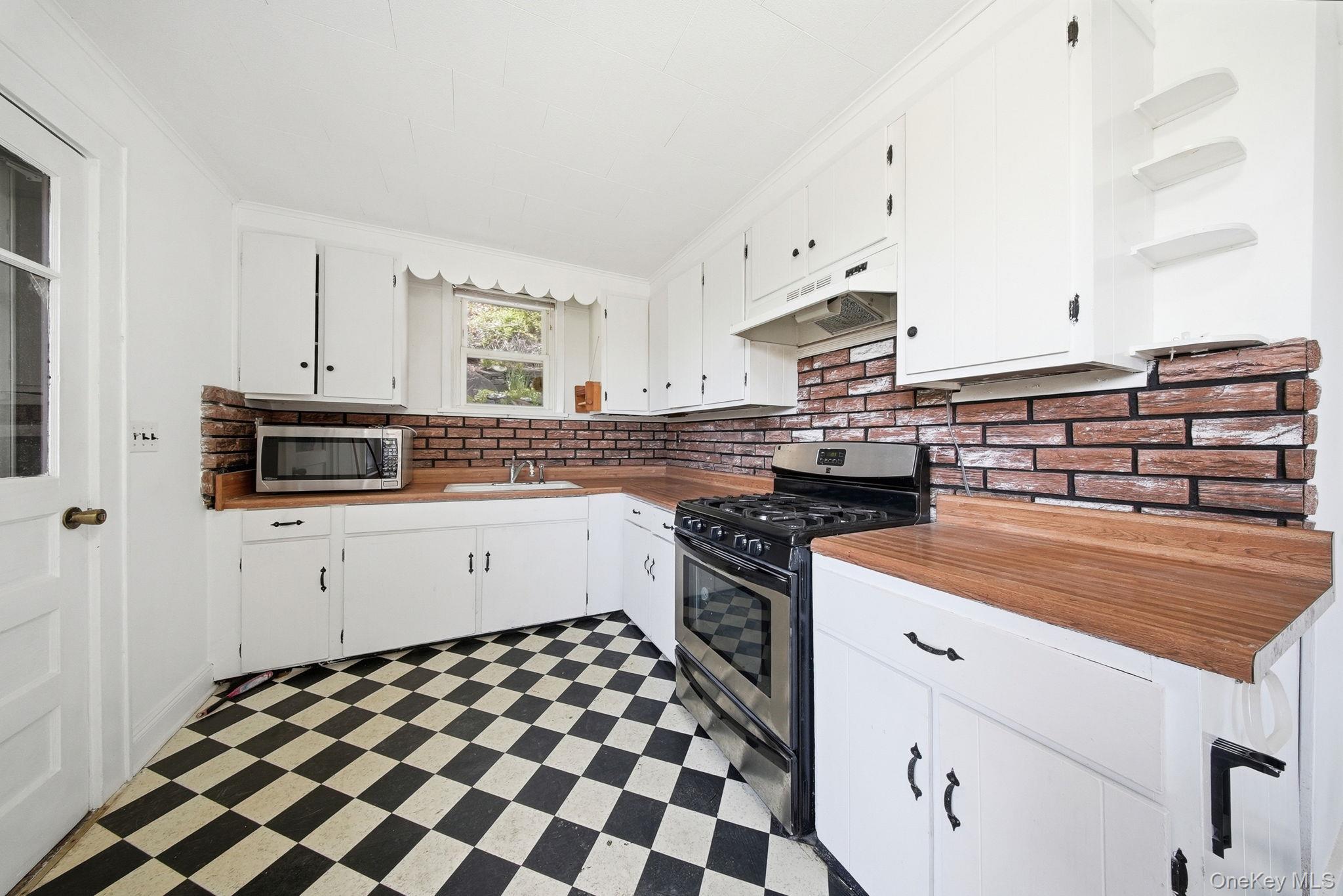 61 Kleitz Avenue Property Photo 13