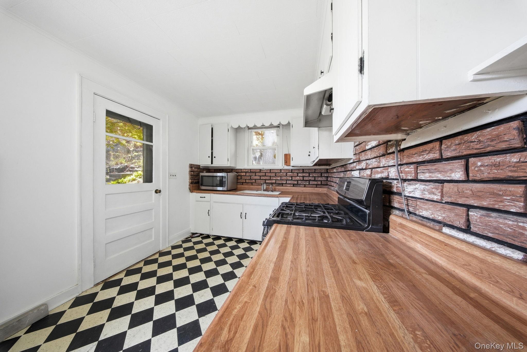 61 Kleitz Avenue Property Photo 15