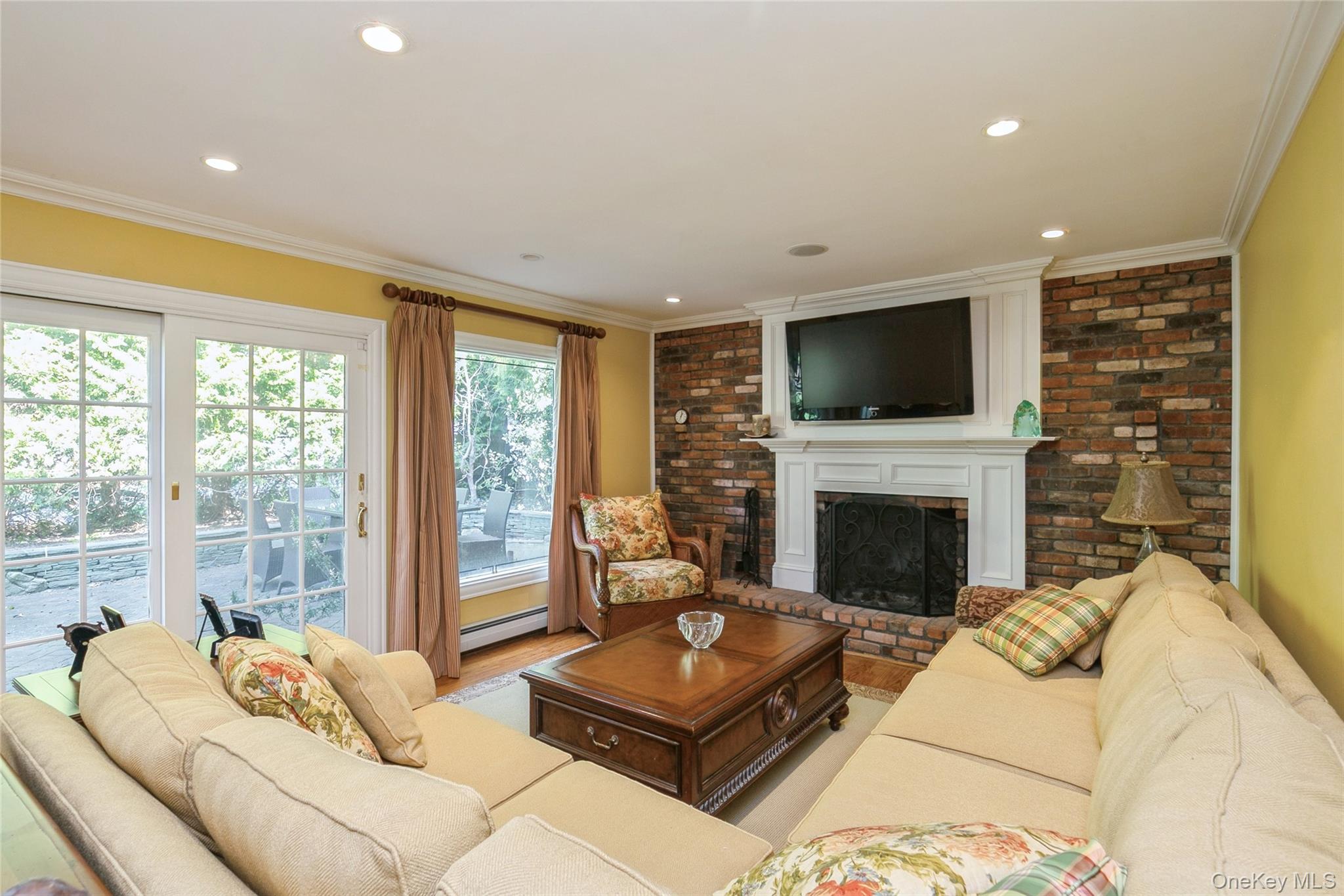 3 Clemson Lane Property Photo 8