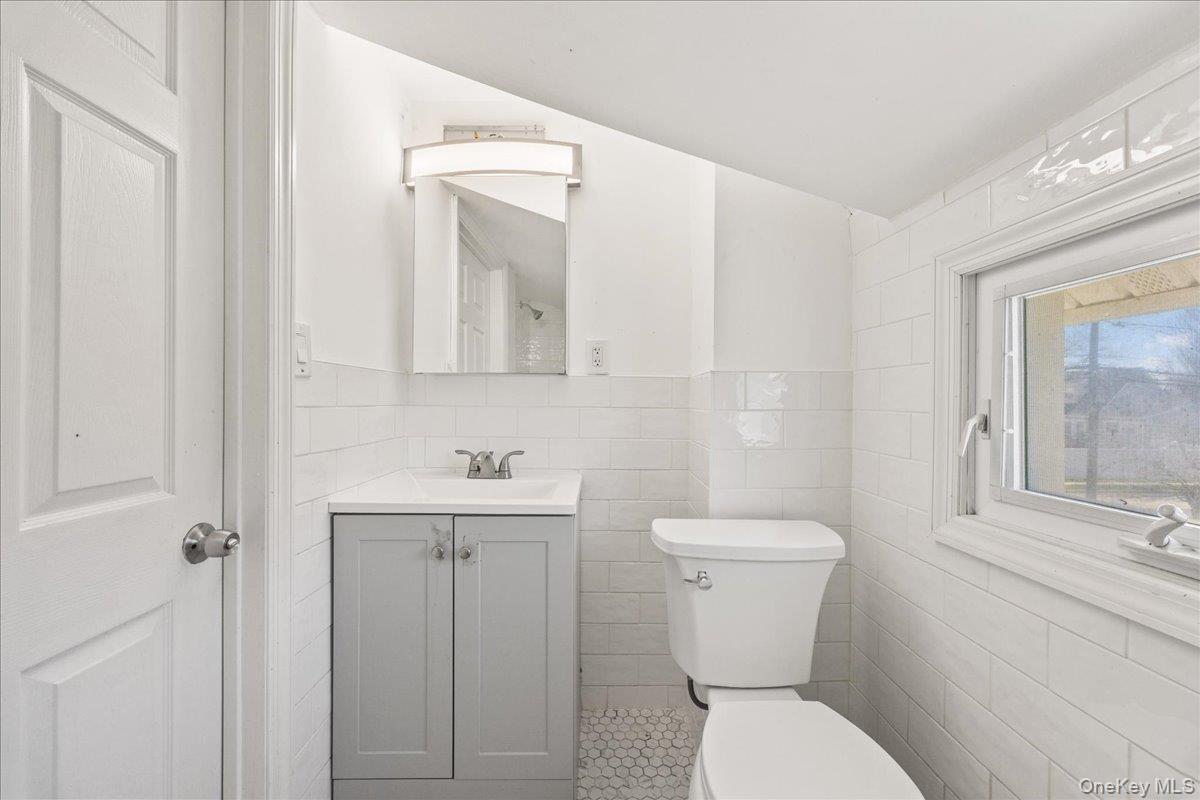 62 Westend Avenue Property Photo 16