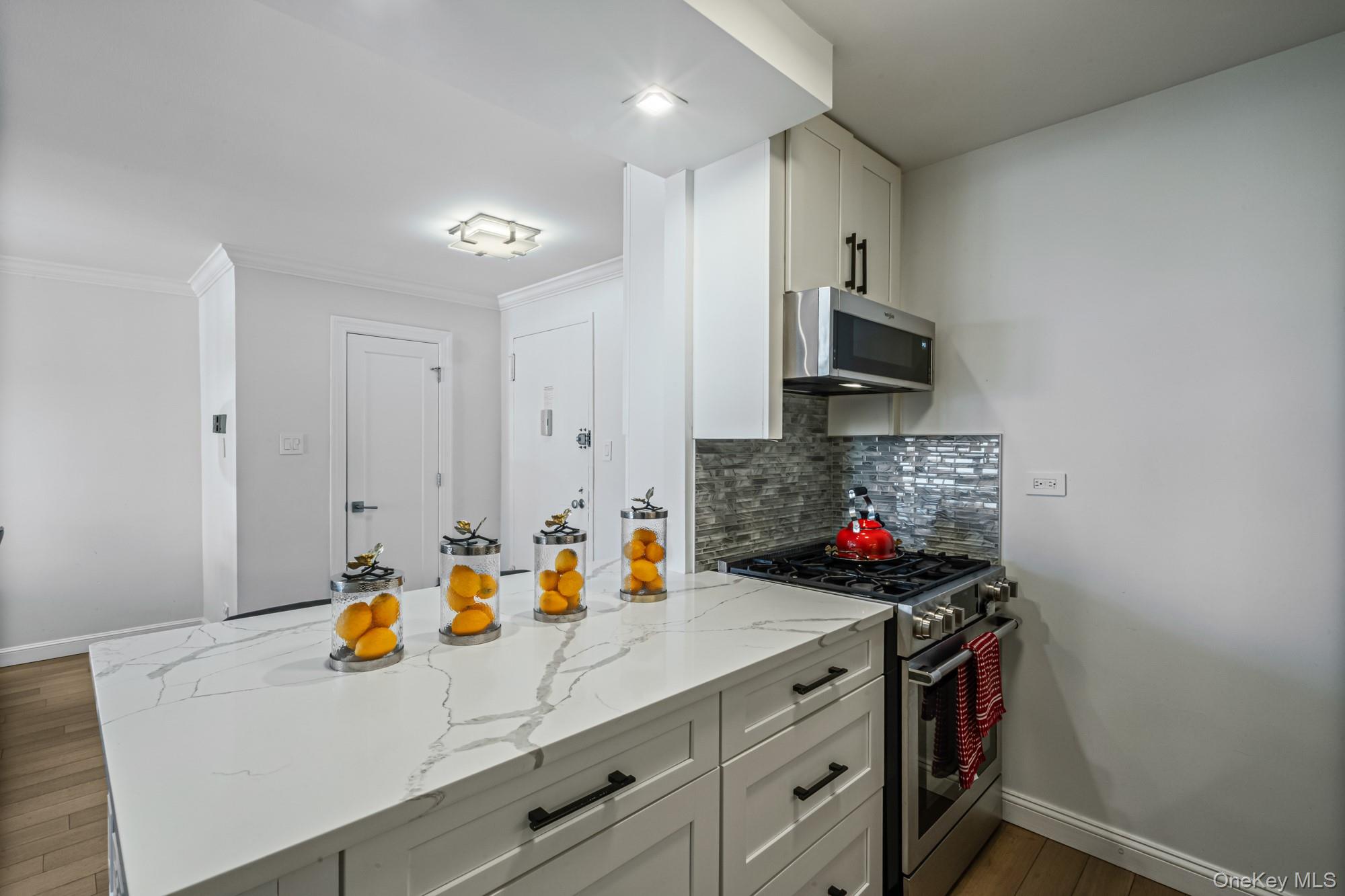 18-15 215th Street 15f Property Photo 6