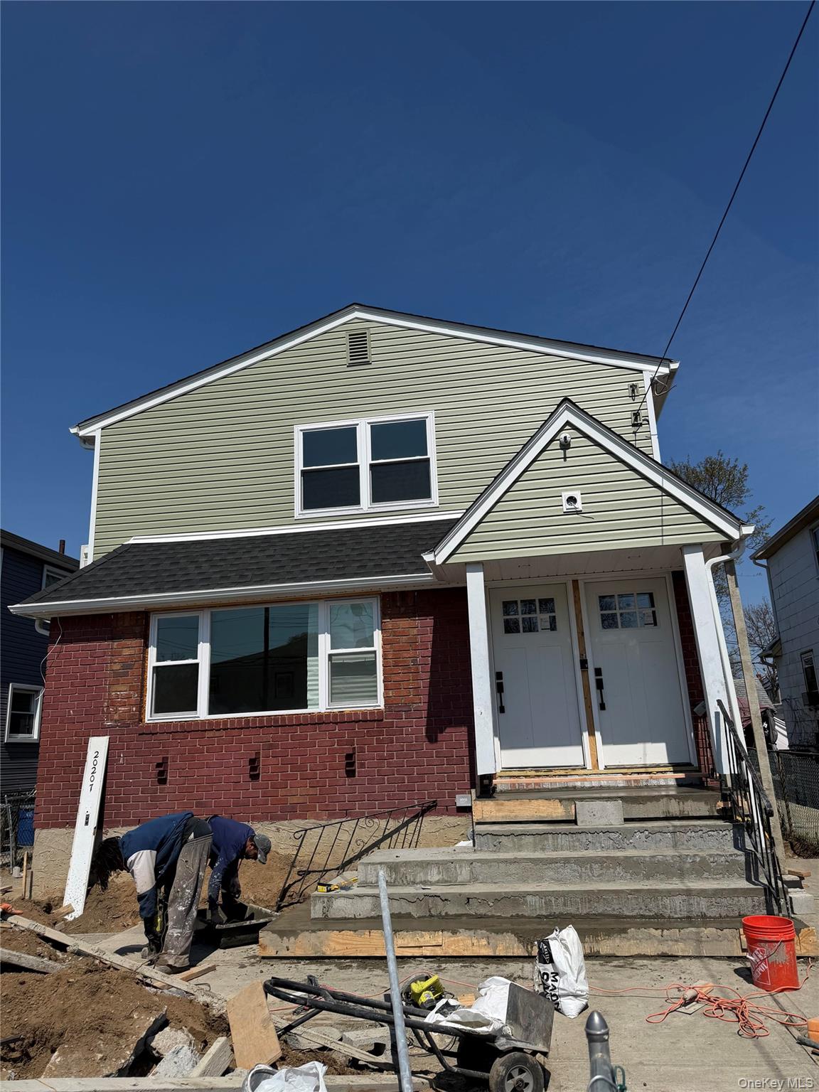 202-07 Linden Boulevard Property Photo 1