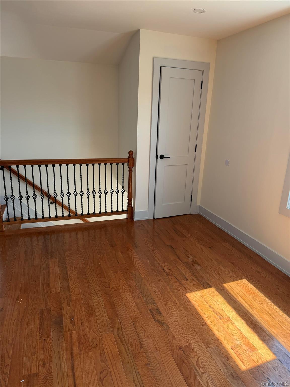202-07 Linden Boulevard Property Photo 2