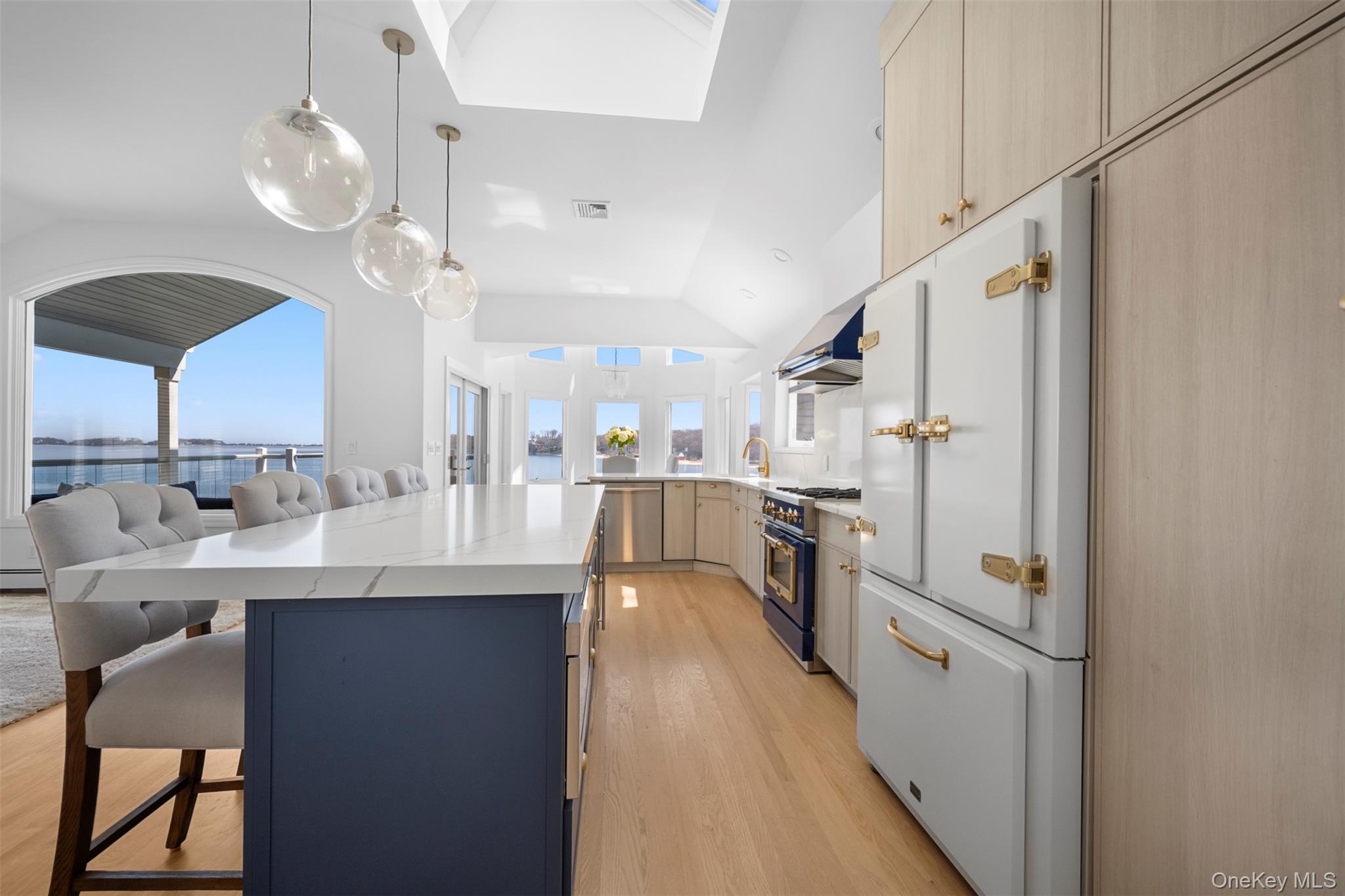 565 Mckinley Terrace Property Photo 10