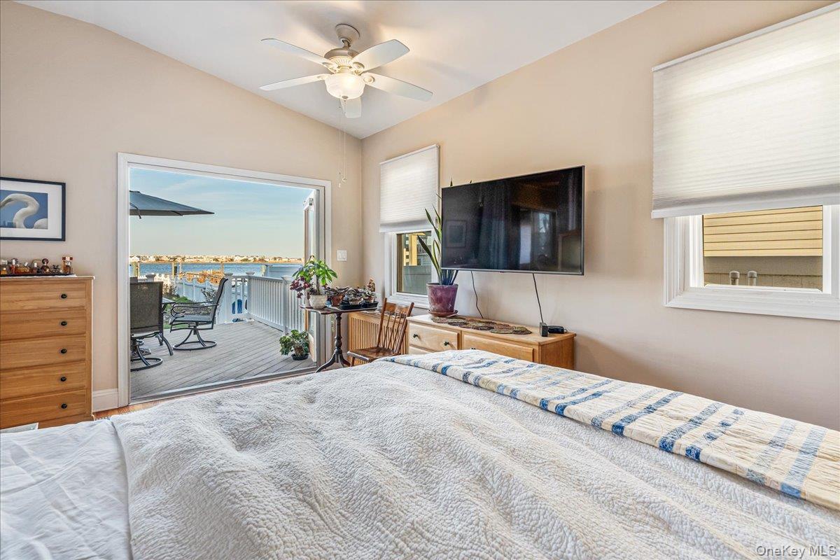 3451 Bay Front Property Photo 10