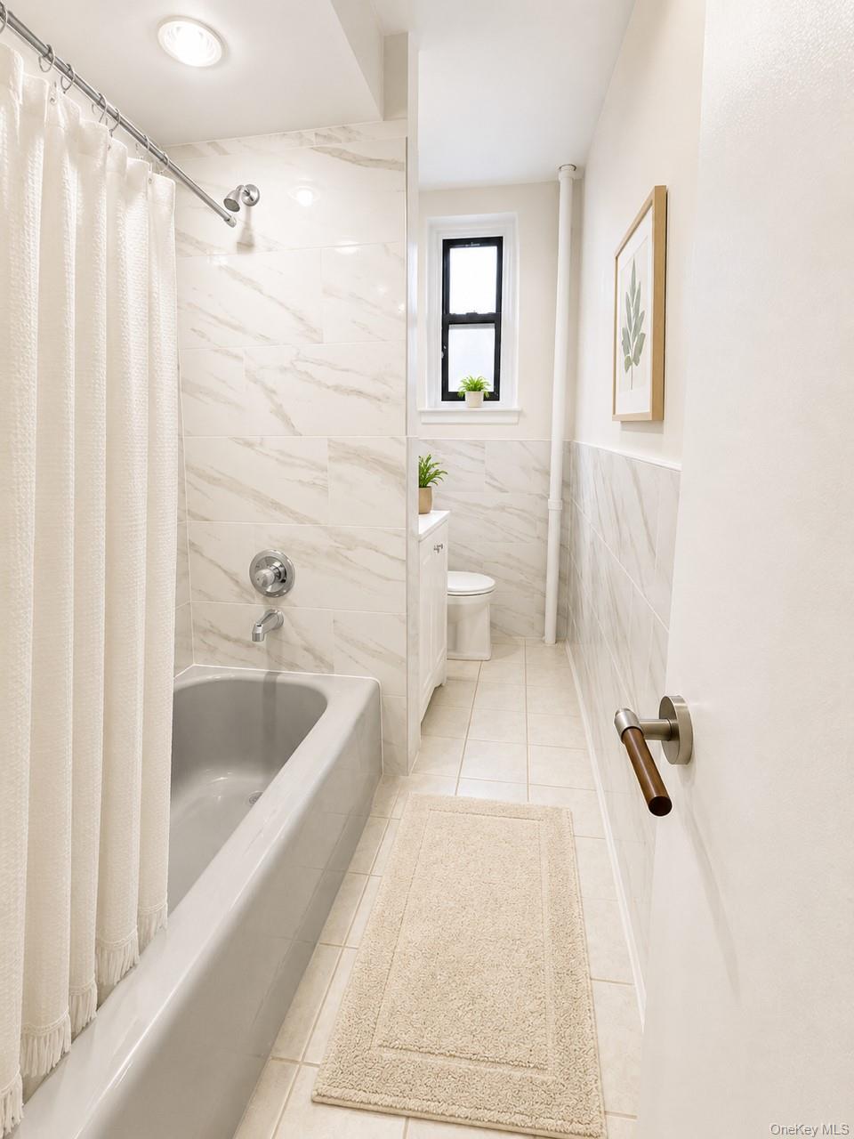 309 North Broadway 4k Property Photo 7