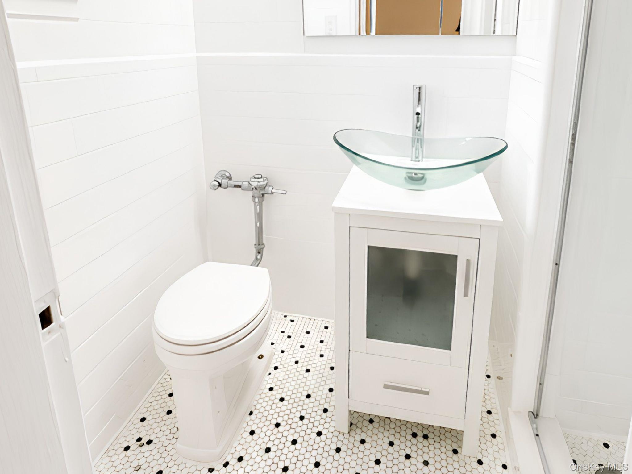309 North Broadway 4k Property Photo 10