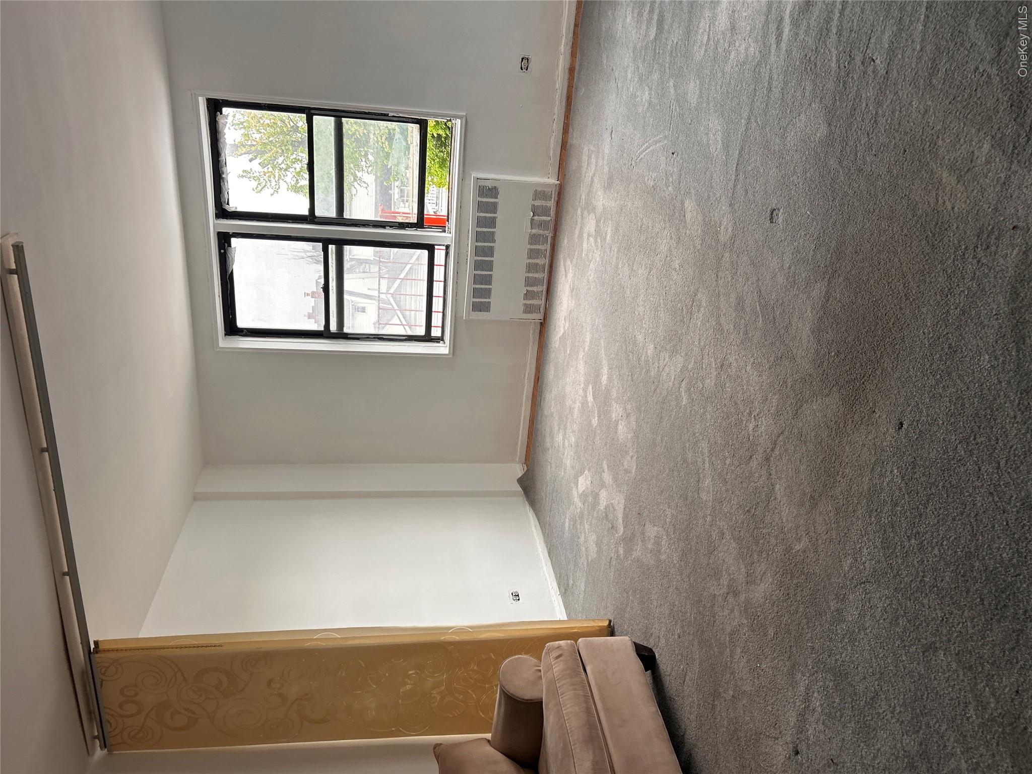 88-30 182nd Street 2g Property Photo 4
