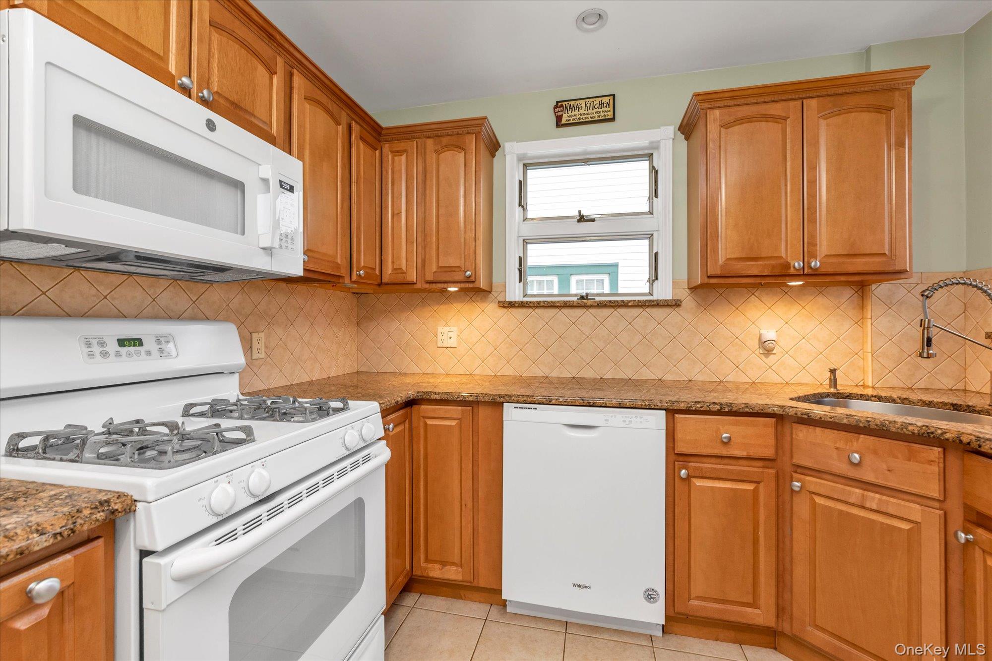 154 Rocklyn Avenue Property Photo 7