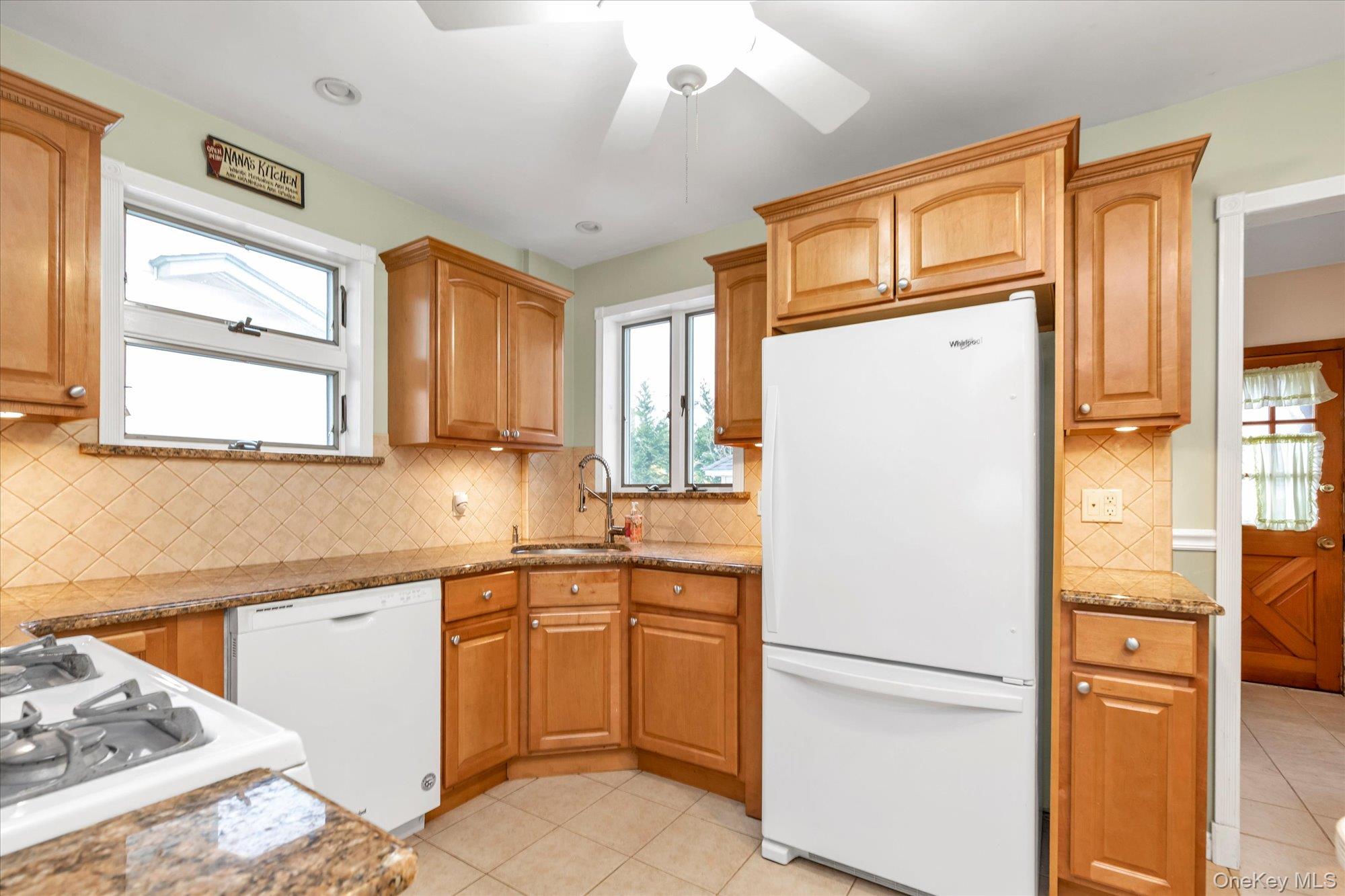 154 Rocklyn Avenue Property Photo 8
