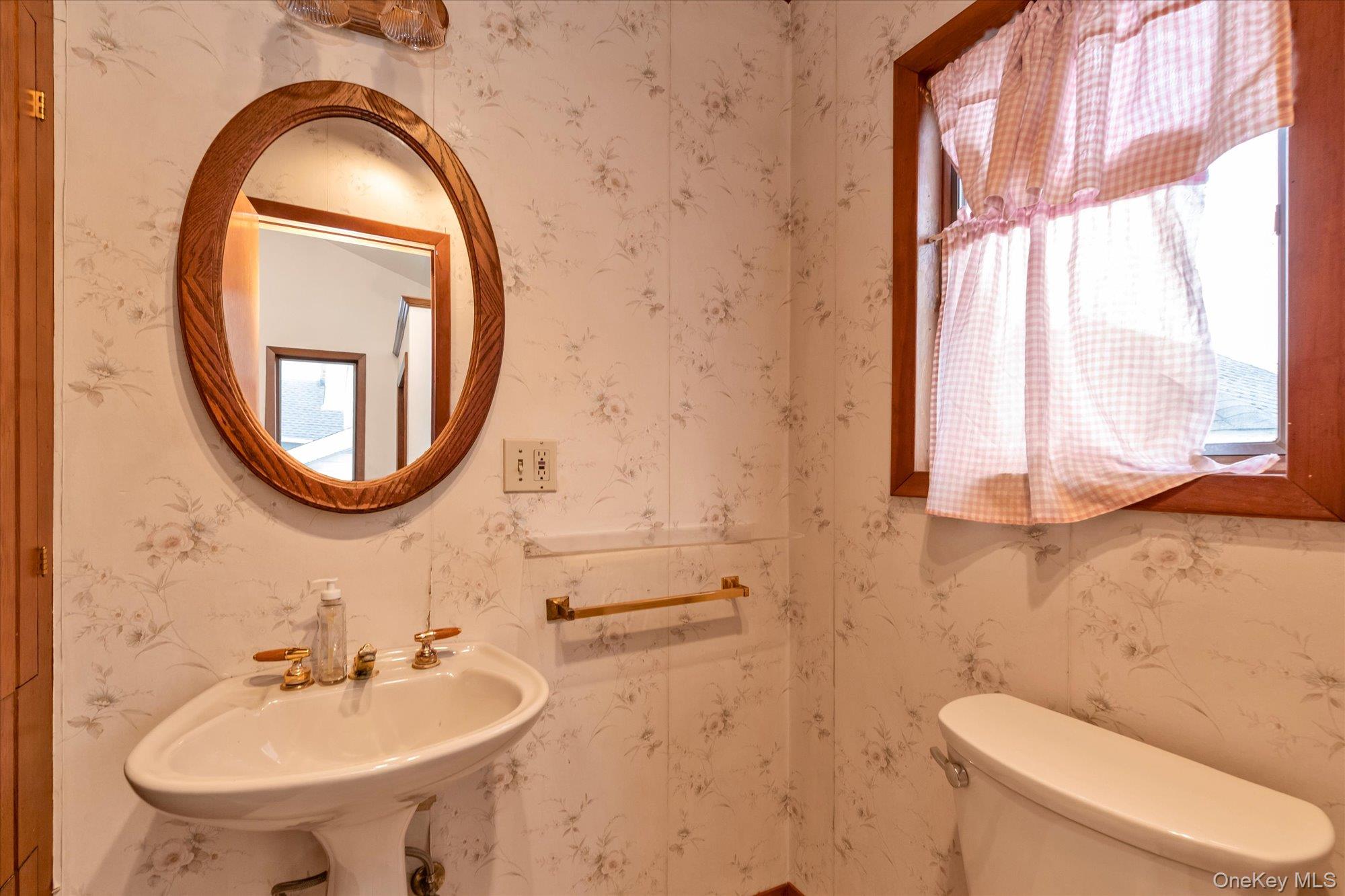 154 Rocklyn Avenue Property Photo 10