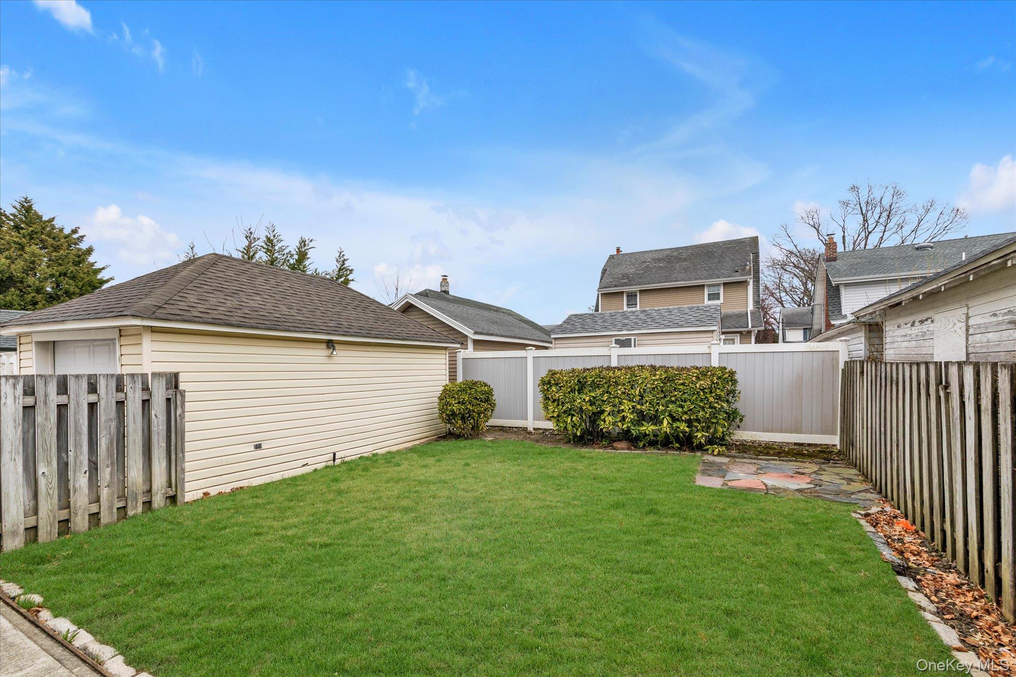 154 Rocklyn Avenue Property Photo 21
