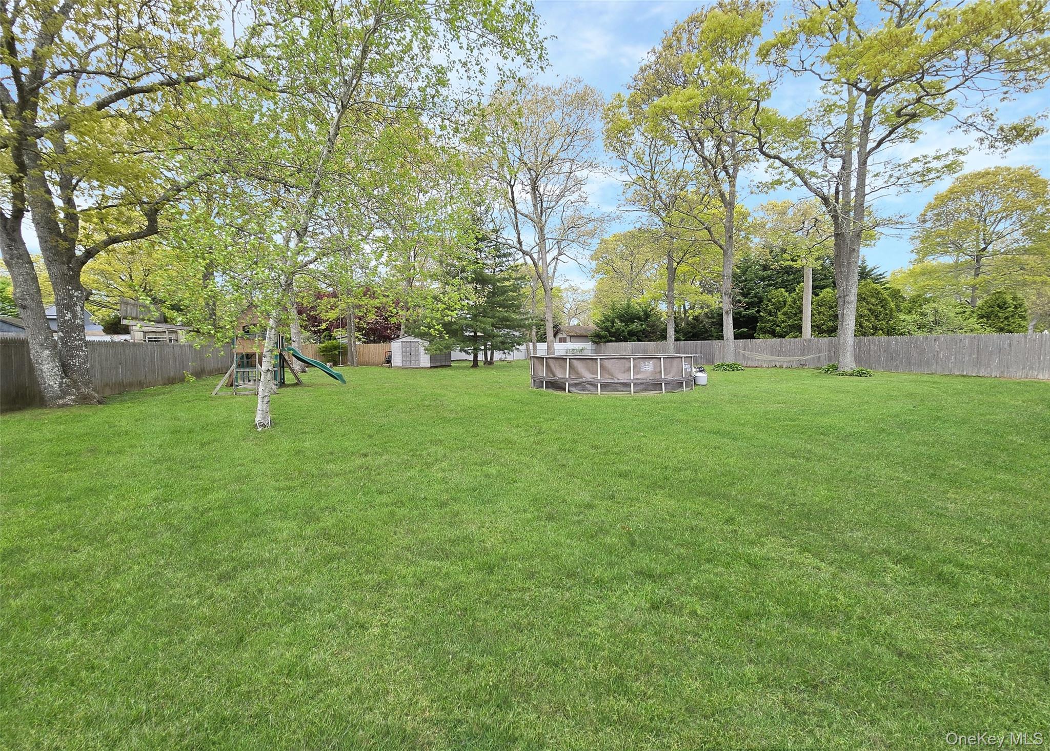 70 Woodcut Drive Property Photo 2