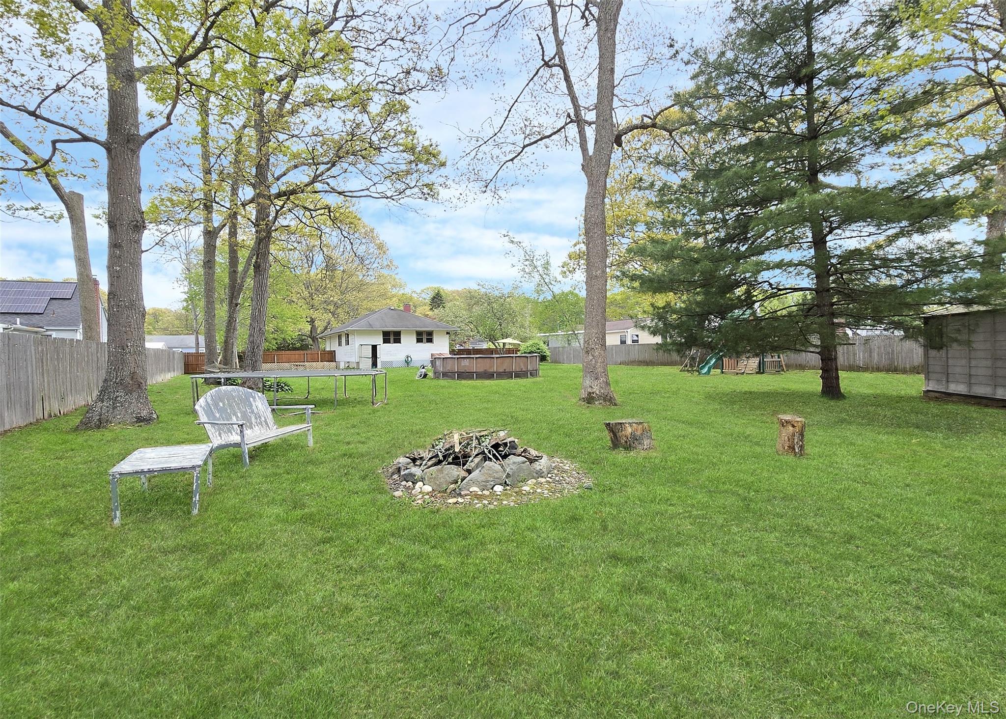70 Woodcut Drive Property Photo 4