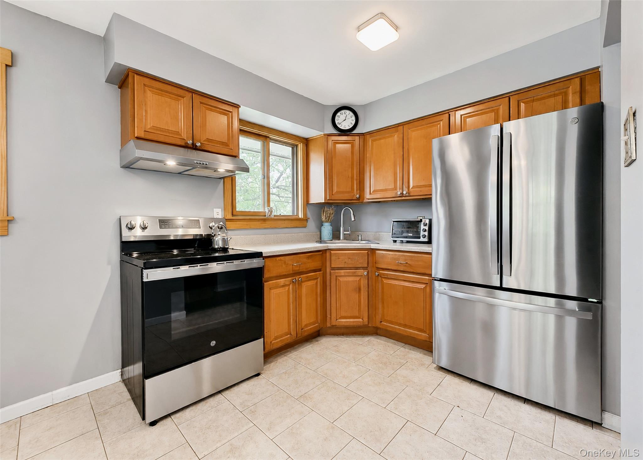 70 Woodcut Drive Property Photo 10