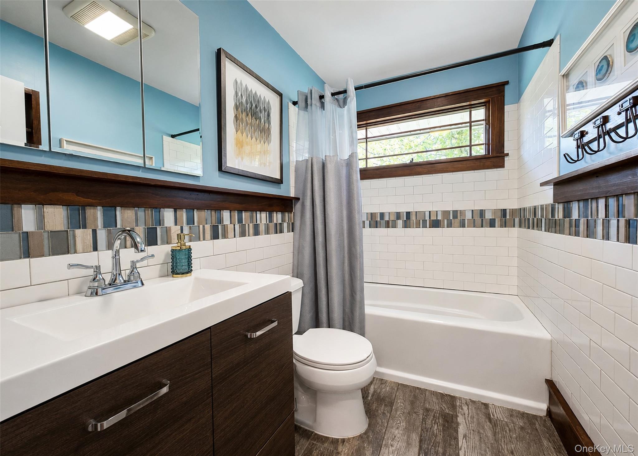 70 Woodcut Drive Property Photo 13