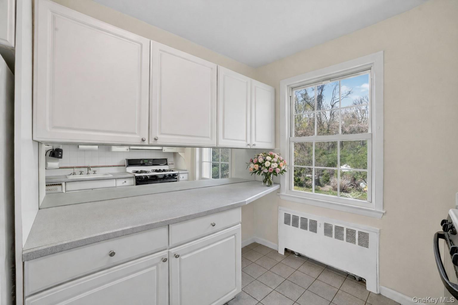 37 Fieldstone Drive E4 Property Photo 8