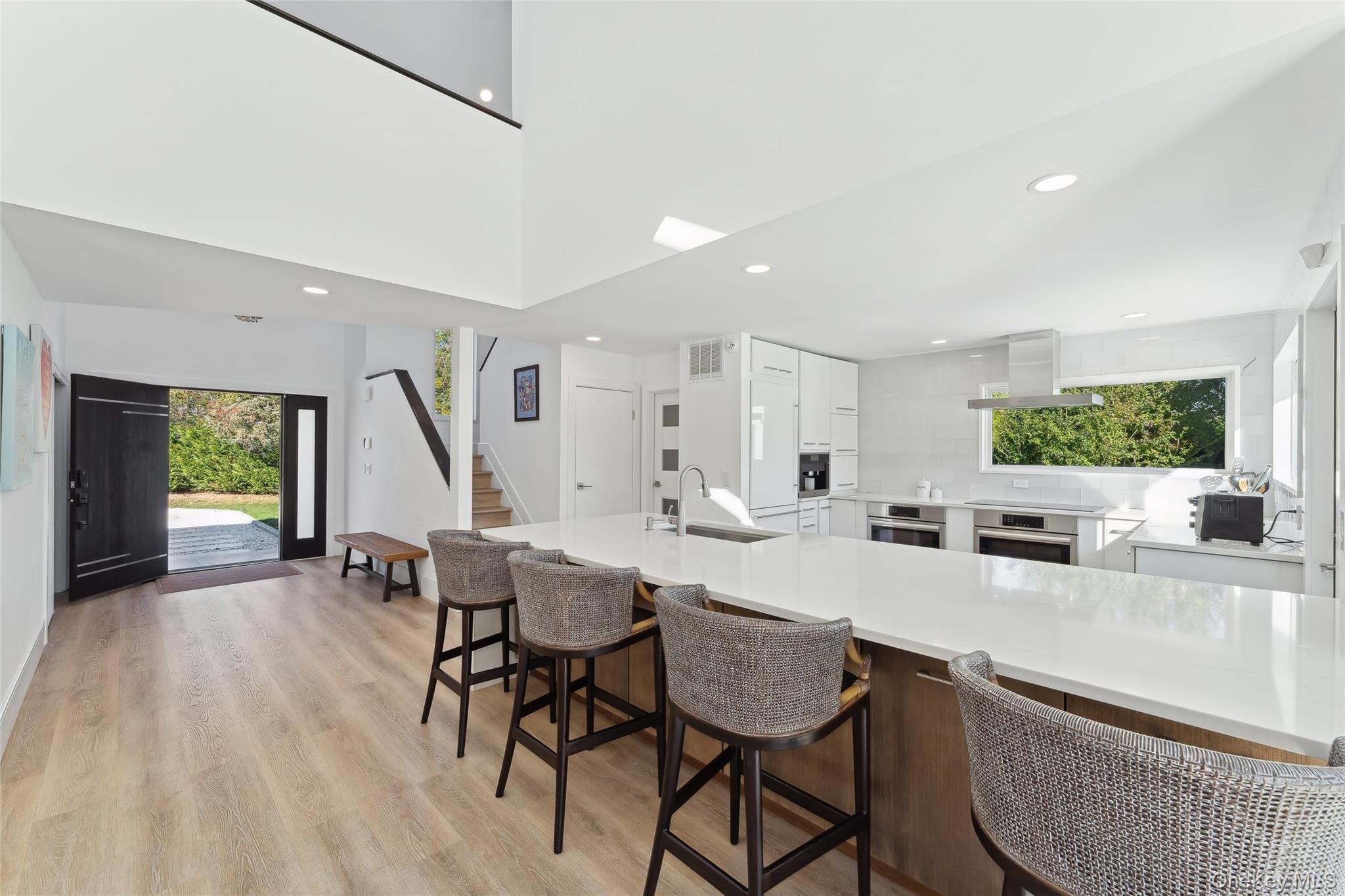 32 Tanners Neck Lane Property Photo 6