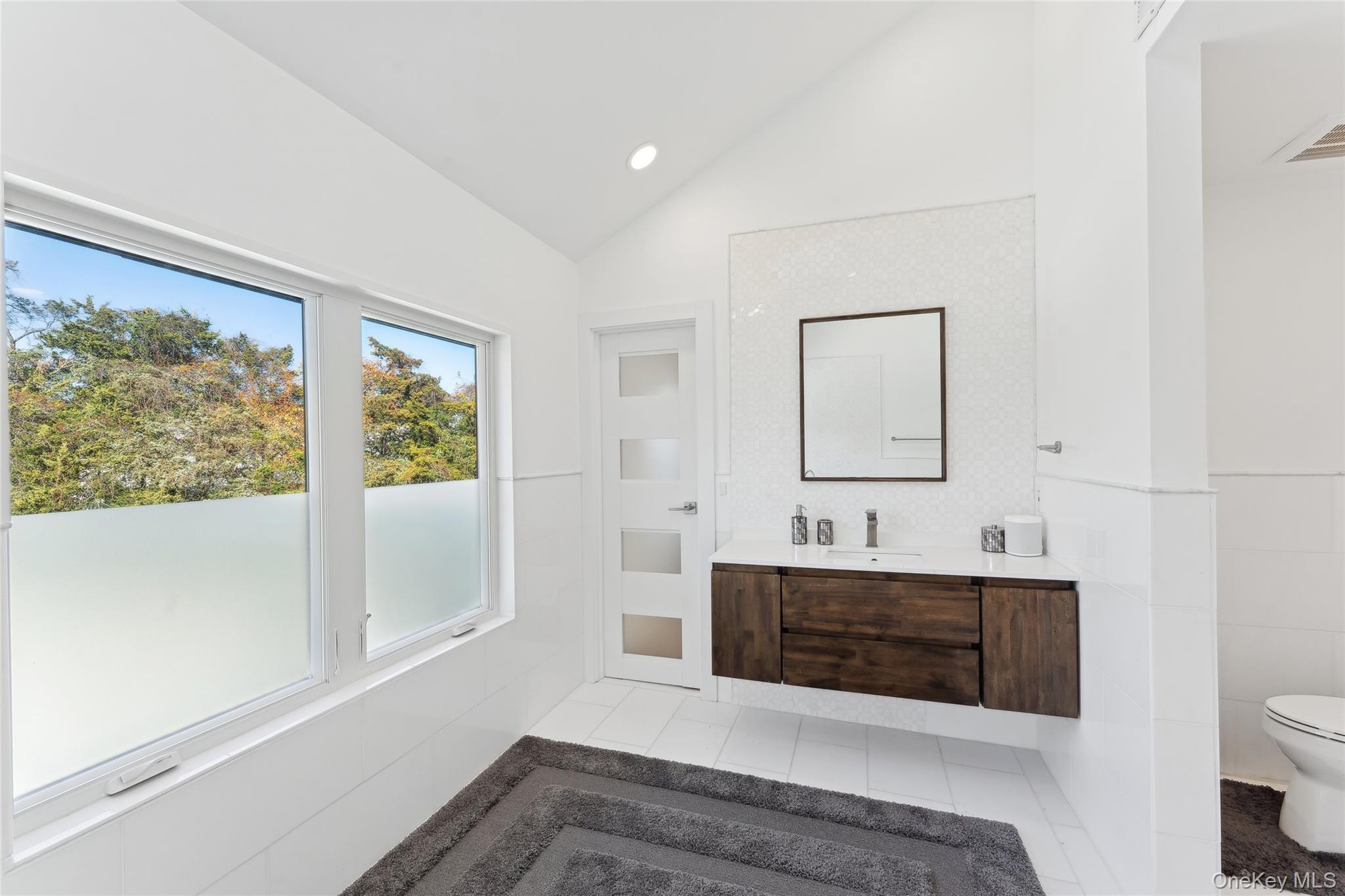 32 Tanners Neck Lane Property Photo 15